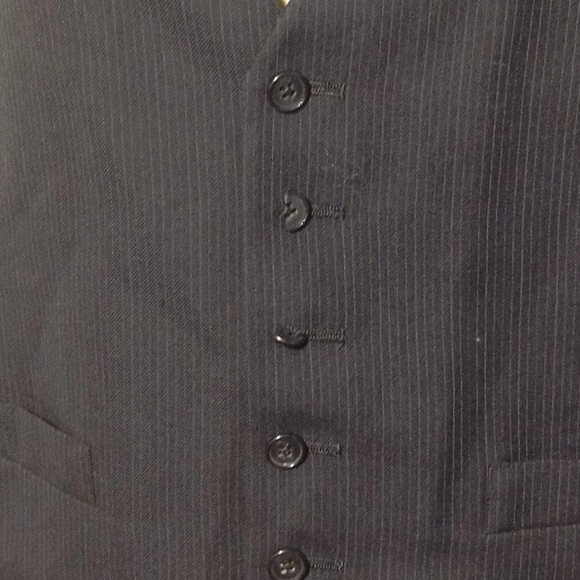 Dior Vest! - Picture 3 of 6